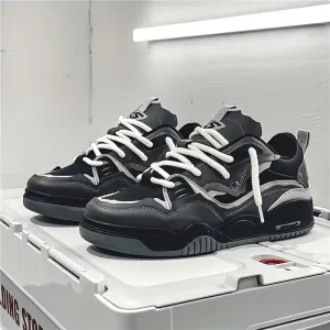 Geometric sporty sneakers - casual and trendy