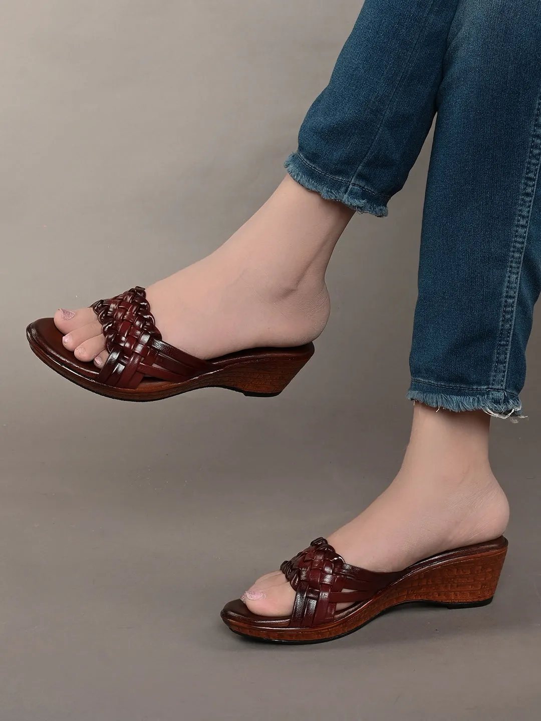 Pelle Albero Women's Cherry Leather Slip-On Wedge Heel Sandals