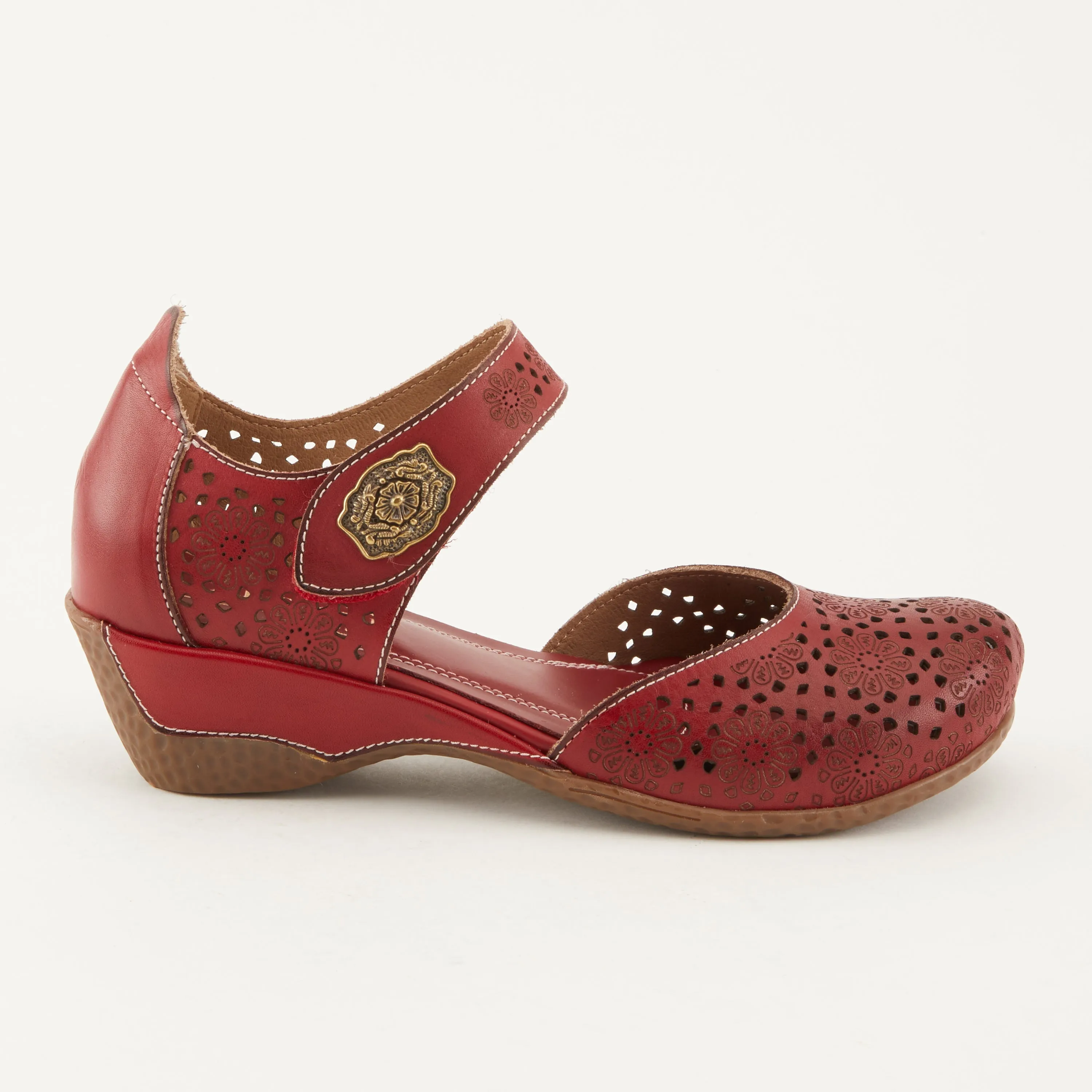 Spring Step Shoes  L'Artiste Americana Women’s Leather Wedge Sandals 2" Heel